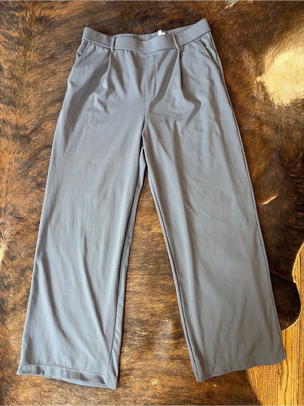NWOT Halara High Waisted Wide Leg Pants Women L Gray Pleated Work Trouser Travel
